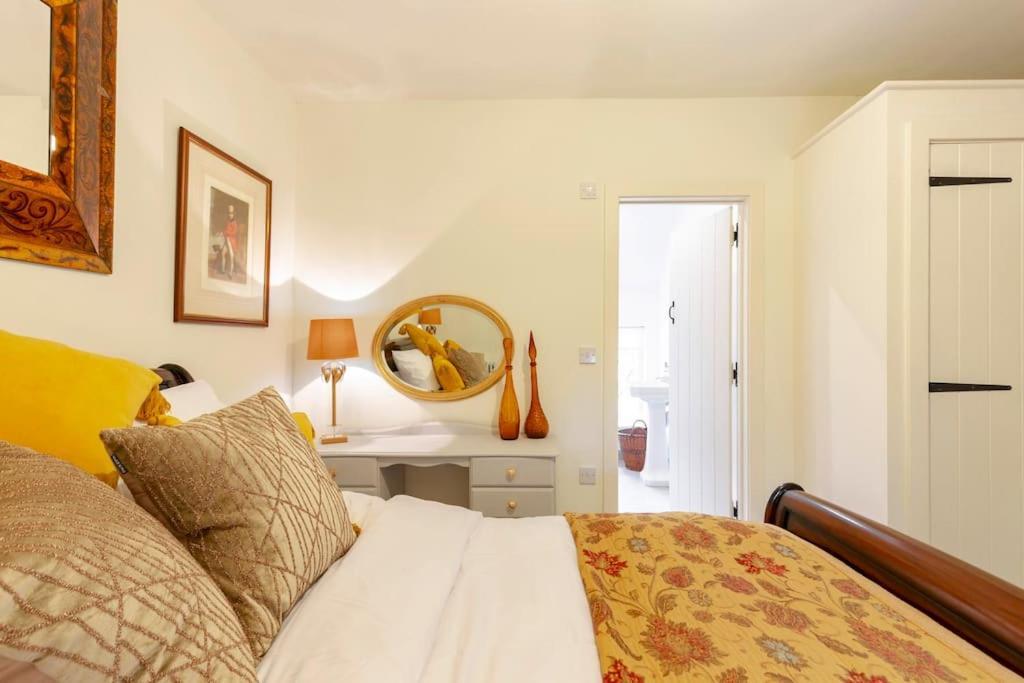 Dorney Windsor Legoland 5 Star Stay For Upto 14 Guests Exterior foto